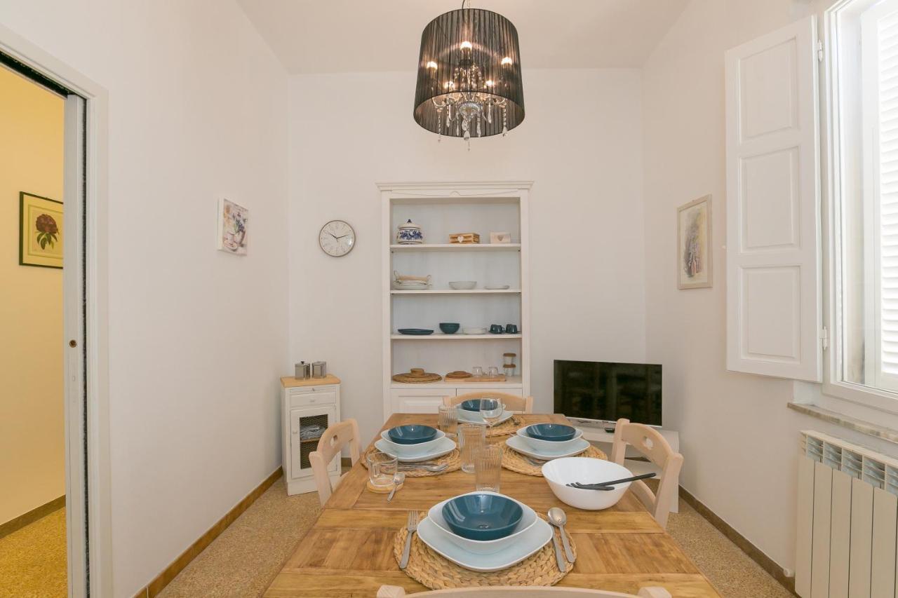 Brezza Marina Apartment San Vincenzo Bagian luar foto